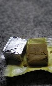 Cubitos de caldo de carne, alimento preteneciente a la categoría de los platos preparados cubitos de caldo de carne, alimento preteneciente a la categoría de los platos preparados